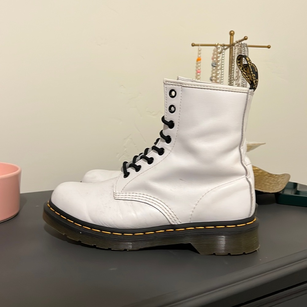 White Dr.Martin boot